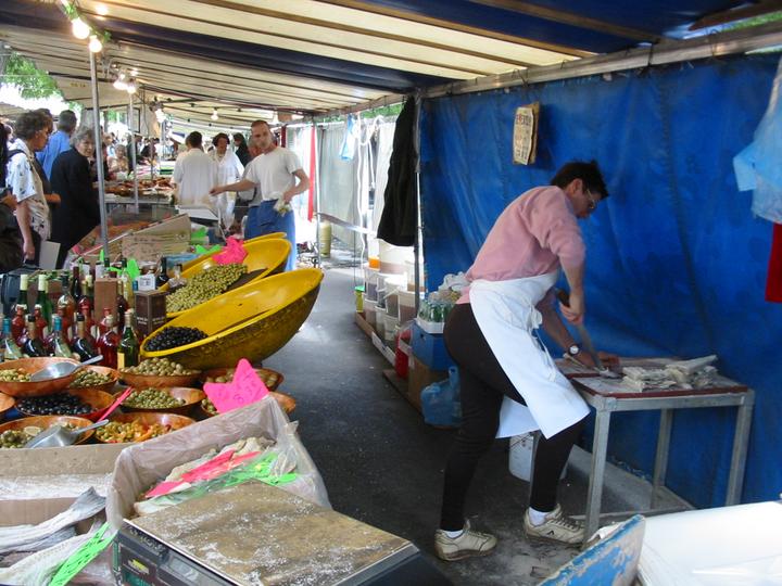 Stockfisch zu schneiden kostest Kraft