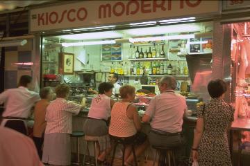 Bar Kiosco Moderno in La Boqueria