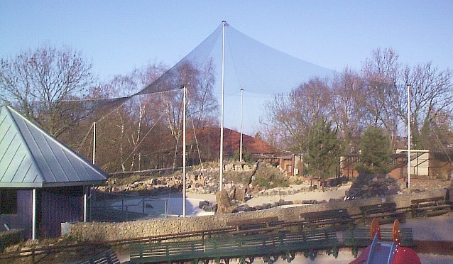 Pinguingehege im Aachener Tierpark